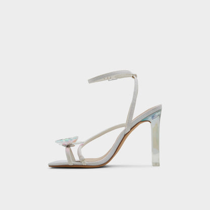 Pepela in White - Strappy heeled sandal, Block heel | Aldo